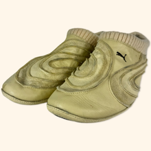 Load image into Gallery viewer, Puma 2002 Trainer (EU41)