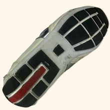 Load image into Gallery viewer, Prada 2000s Trainer (EU44.5)