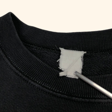 Lade das Bild in den Galerie-Viewer, Guns N’ Roses 90s Use Your Illusion Vintage Sweater (L)