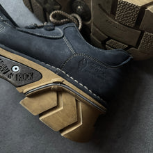 Lade das Bild in den Galerie-Viewer, New Rocks M.106-C73 Vintage Plateau Boots (EU43)