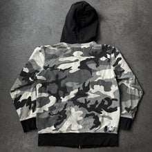 Lade das Bild in den Galerie-Viewer, Diesel Loungewear Distressed Gray Camo Zipper (S)