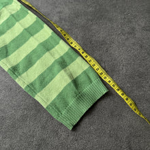 Lade das Bild in den Galerie-Viewer, Vintage 2000s Green Striped Ladies Hoodie (S)