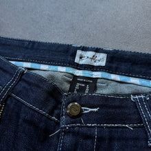 Lade das Bild in den Galerie-Viewer, Oakley Wings Straight Leg Ladies Jeans (S/M)