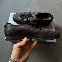Load image into Gallery viewer, Prada 2000s Leather Trainer (EU39)