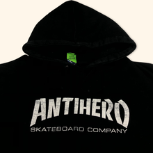 Lade das Bild in den Galerie-Viewer, Antihero 2000s Skate Hoodie (M/L)
