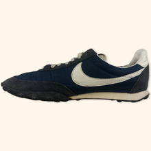 Lade das Bild in den Galerie-Viewer, Nike 2000s Waffle Racer (EU42)