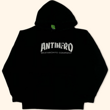 Lade das Bild in den Galerie-Viewer, Antihero 2000s Skate Hoodie (M/L)