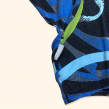 Load image into Gallery viewer, Versace Rare Vintage Shirt (M)