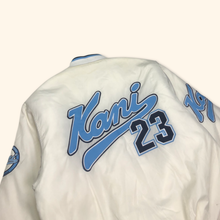 Lade das Bild in den Galerie-Viewer, Karl Kani Vintage Brocklyn Bomber Jacket (L)