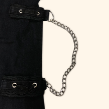 Lade das Bild in den Galerie-Viewer, Y2K Techno Gothic Jeans (M)