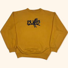 Lade das Bild in den Galerie-Viewer, Duffs Vintage Skateboards Embroidered Oversized Graffiti Sweater (L/XL)