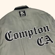 Lade das Bild in den Galerie-Viewer, Karl Kani Vintage Compton Bomber Jacket (L)