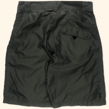 Load image into Gallery viewer, Oakley Vintage 2000s Shorts (M/L)
