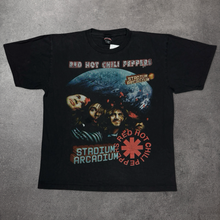 Load image into Gallery viewer, Red Hot Chilli Peppers Vintage 2000s T-Shirt (L)
