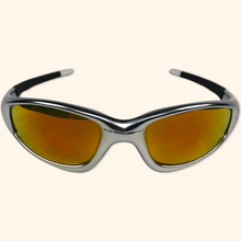 Load image into Gallery viewer, Oakley Vintage 1999 Straight Jacket Iridium
