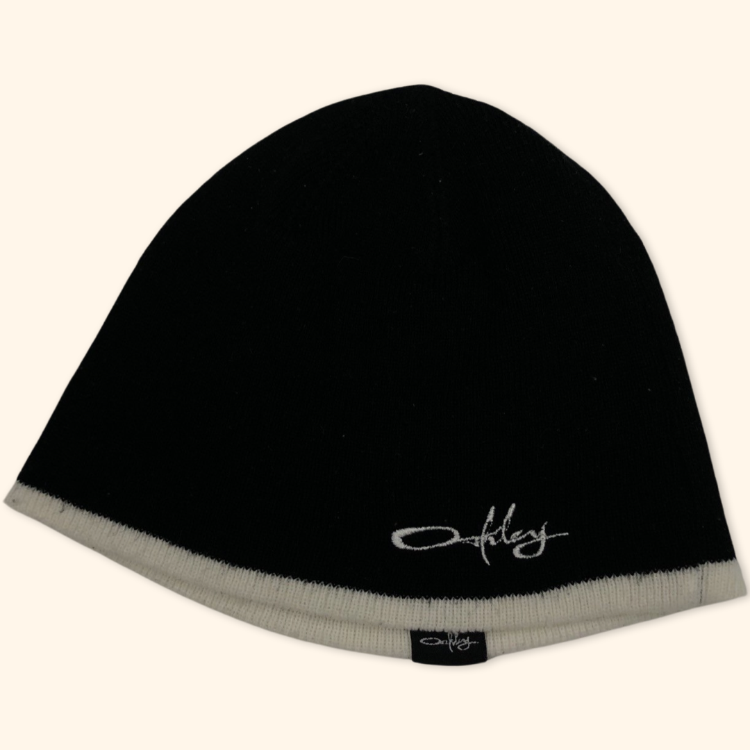 Oakley Embroidered Beanie