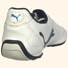 Lade das Bild in den Galerie-Viewer, Puma 2000s Trainer (EU41)
