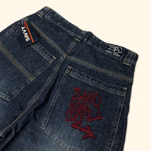 Lade das Bild in den Galerie-Viewer, Savy Deadstock Graffiti Tag Baggy ¾ Jorts (S)
