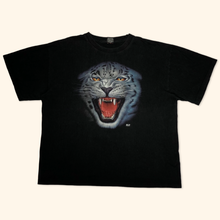 Lade das Bild in den Galerie-Viewer, Vintage 90s Single Stitch Snow Leopard T-Shirt (XXL)
