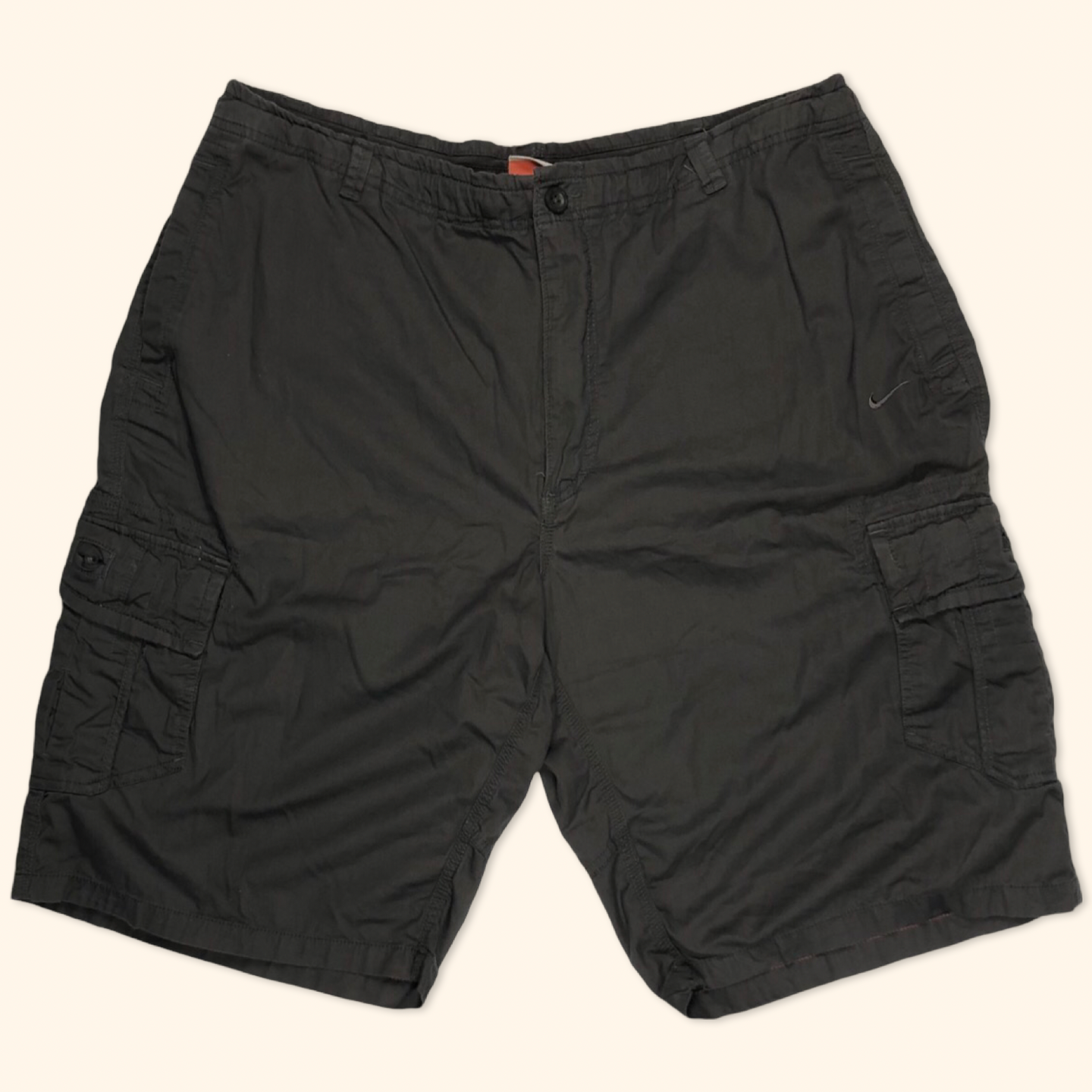 Nike Swoosh Cargo Shorts (XXL)