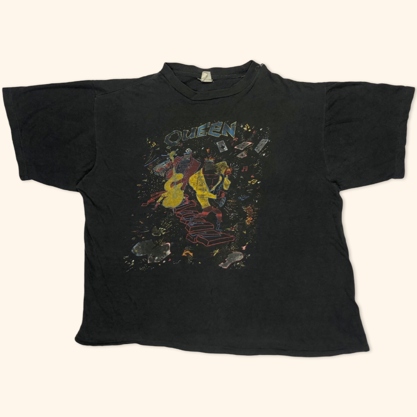 Queen Vintage 1986s Magic Tour Faded T-Shirt (XL)