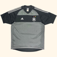 Lade das Bild in den Galerie-Viewer, Adidas 2001-02 Vintage Away DFB Jersey (L)
