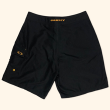 Lade das Bild in den Galerie-Viewer, Oakley Vintage 2000s Board Shorts (L)
