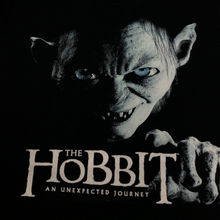 Lade das Bild in den Galerie-Viewer, The Hobbit Golum Graphic T-Shirt (S)
