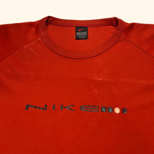 Load image into Gallery viewer, Nike 2000s T-shirt (XL)
