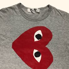 Load image into Gallery viewer, Comme des Garçons T-Shirt (S/M)
