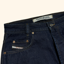 Load image into Gallery viewer, Picaldi Jeans (L)
