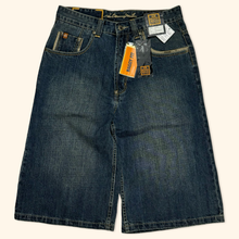 Load image into Gallery viewer, Sir Benni Miles 2000s Deadstock Hip Hop Baggy Shorts Jorts (M/L)

