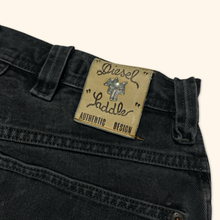 Lade das Bild in den Galerie-Viewer, Diesel Vintage Saddle Straight Leg Jeans (S)
