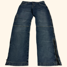 Lade das Bild in den Galerie-Viewer, Cordon 2000s Zipped Straight Leg Jeans (XL)
