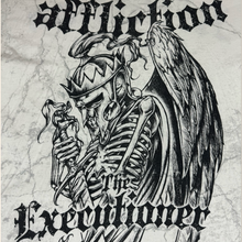 Lade das Bild in den Galerie-Viewer, Affliction Vintage Distressed 2000s T-Shirt (L)
