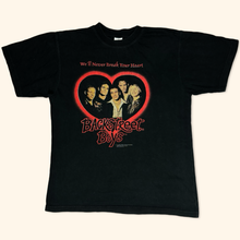 Lade das Bild in den Galerie-Viewer, Back Street Boys We`ll Never Breack Your Heart Vintage 1996 T-Shirt (M/L)
