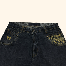 Load image into Gallery viewer, Phat Farm 2000s Baggy Jeans (L/XL)
