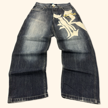 Load image into Gallery viewer, Karl Kani 2000s Embroidered Hip Hop Baggy Jeans (M)
