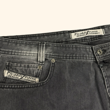 Lade das Bild in den Galerie-Viewer, Picaldi 2000s Jeans (XXL)
