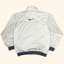 Lade das Bild in den Galerie-Viewer, Nike 2000s Silver Track Jacket (M/L)

