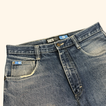 Load image into Gallery viewer, Southpole Vintage 1992 Cypress Hill Patch Baggy Jeans (M)
