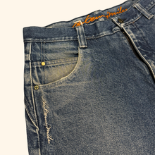 Load image into Gallery viewer, Sir Benni Miles Vintage 2000s Baggy Jeans (M)

