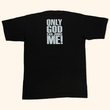 Lade das Bild in den Galerie-Viewer, Tupac &quot;Only God Can Judge Me&quot; Vintage 2000s Heavy Cotton Rap T-Shirt (M)
