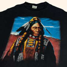 Lade das Bild in den Galerie-Viewer, Vintage 1990s Americas Indigenous Peoples T-Shirt (XL)
