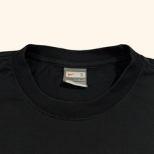 Load image into Gallery viewer, Nike 2000s Basketball T-Shirt (S)
