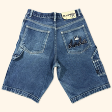 Load image into Gallery viewer, Dada Supreme 2000s Baggy Jorts Shorts (M)

