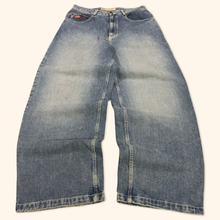 Lade das Bild in den Galerie-Viewer, Dickes Vintage 2000s Skate Baggy Jeans (M/L)
