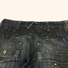 Load image into Gallery viewer, G-Star Spell Out Straight Leg Jeans (M)

