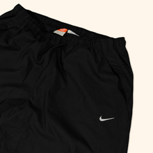 Lade das Bild in den Galerie-Viewer, Nike The Atletic Dept Track Pants Jogger (L)
