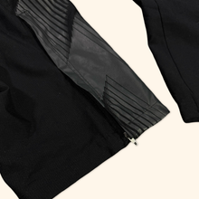 Lade das Bild in den Galerie-Viewer, Nike The Atletic Dept Track Pants Jogger (L)
